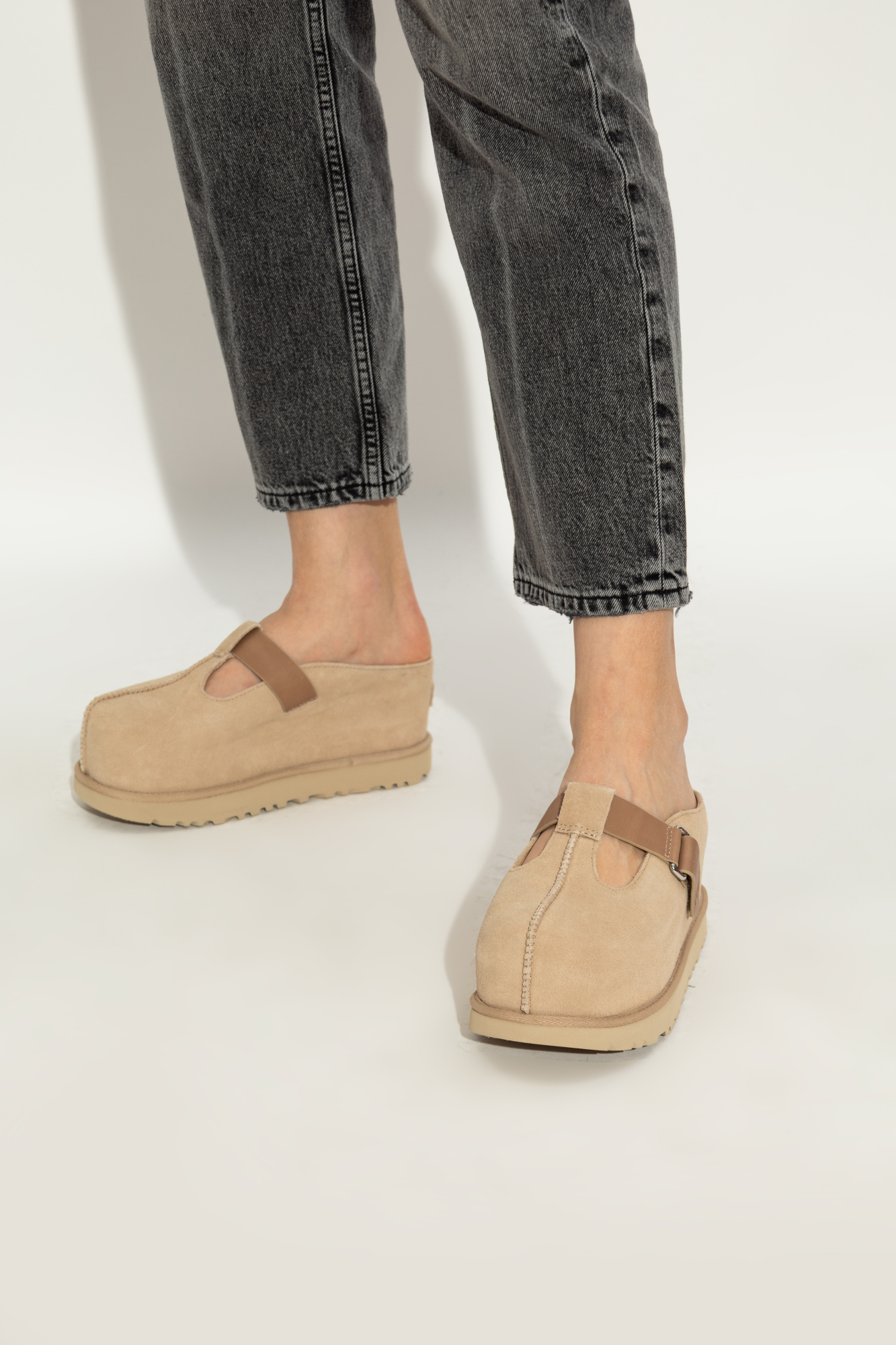 フラットシューズ W Goldenstar Hi Clog Mules - UGG - Leather - Beige UGG® Goldenstar Hi Clog for Women | UGG®